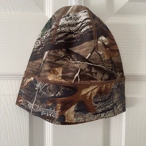 Hunting hat. Columbia Omni Heat in RealTree Camouflage, size S/M